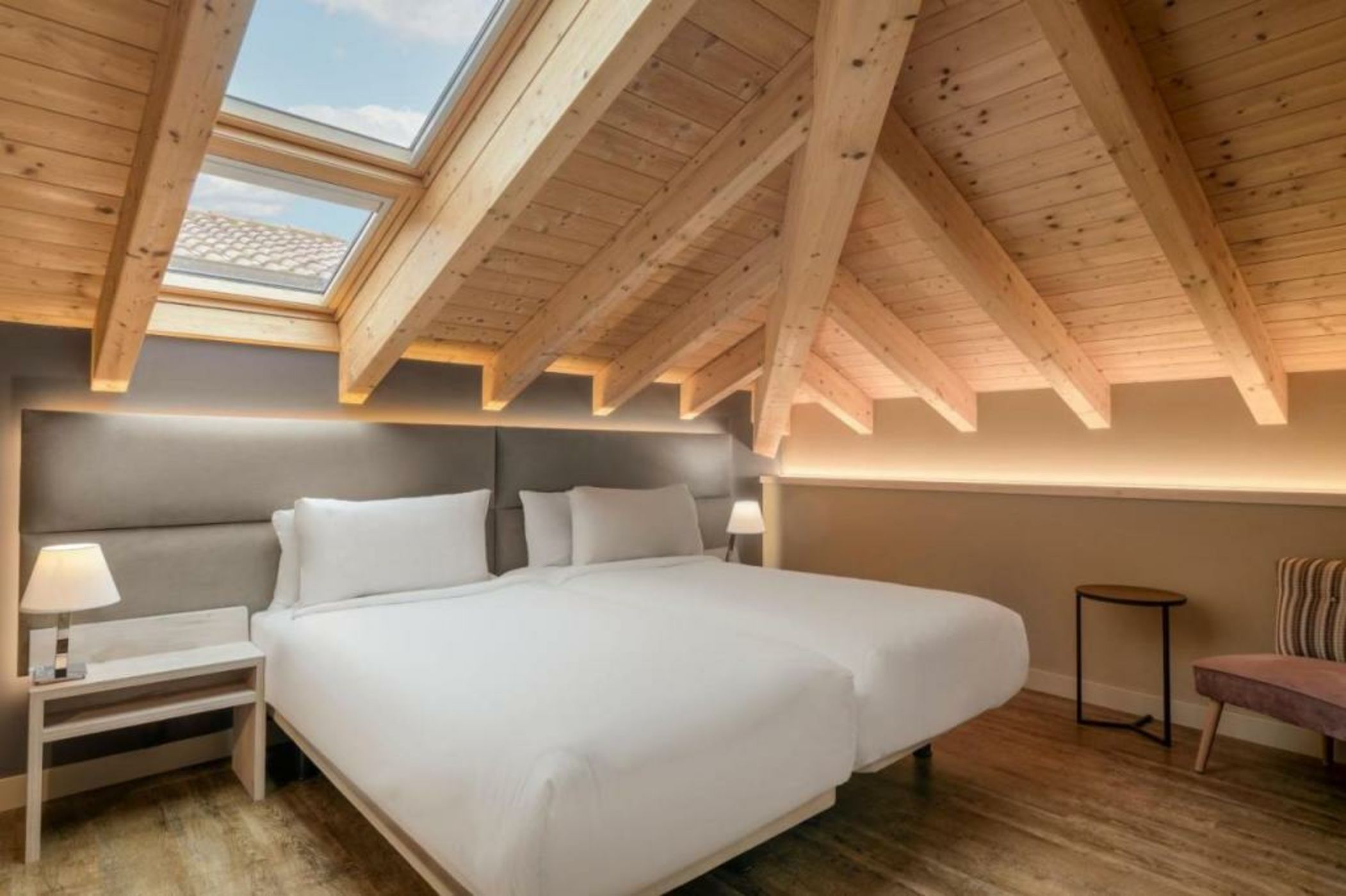 Palacio Tondon Autograph Collection