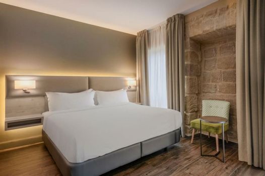 Palacio Tondon Autograph Collection