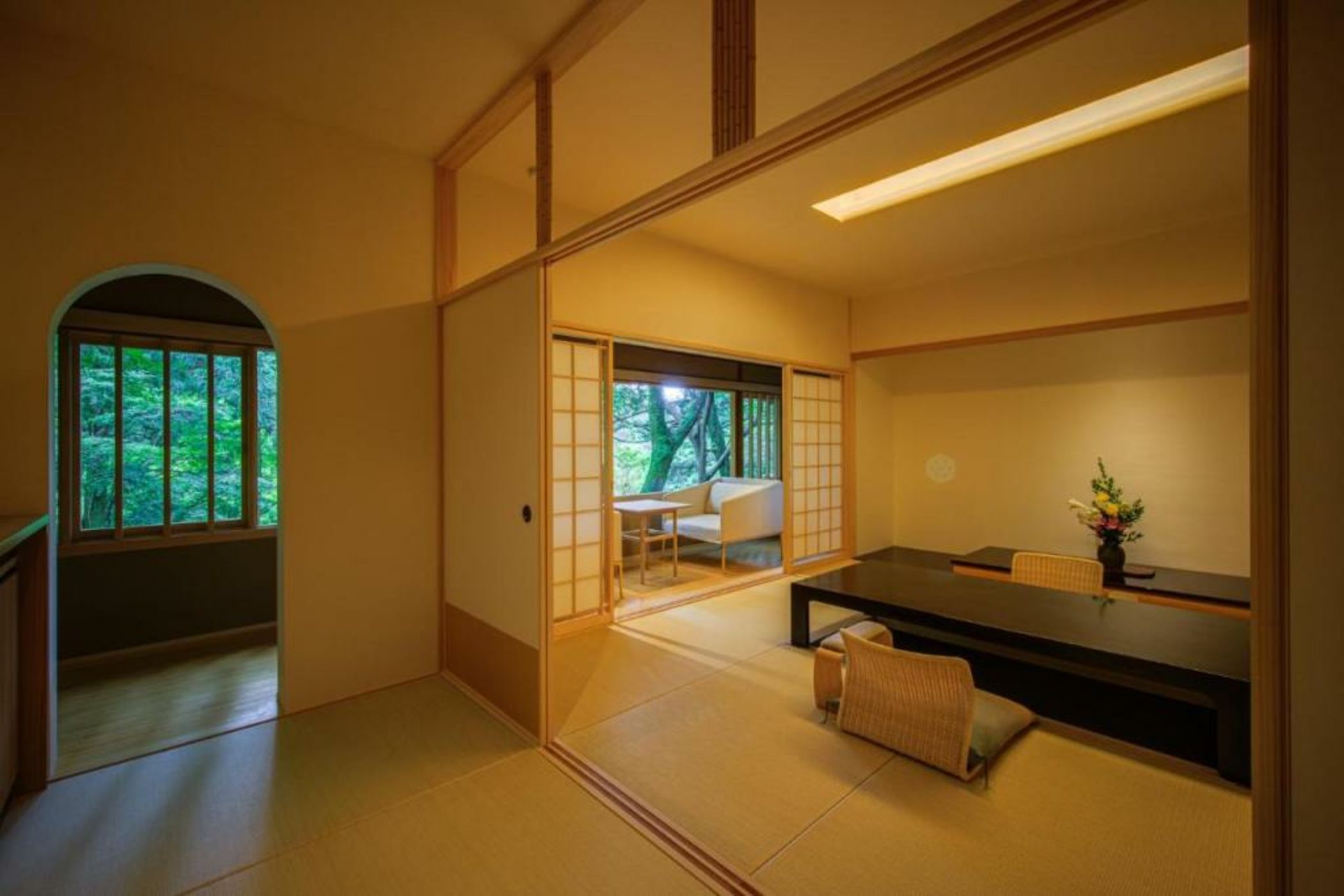 Nara Kasugaokuyama Tsukihitei