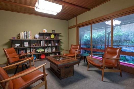 Nara Kasugaokuyama Tsukihitei