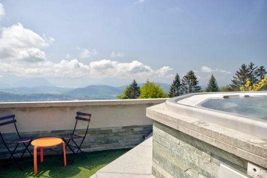 Château des Avenieres