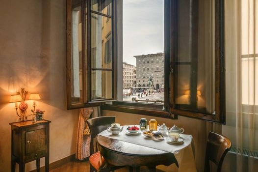 Residenza D'Epoca In Piazza della Signoria