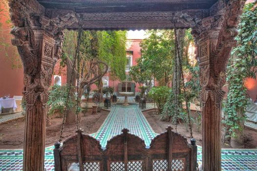 Riad Kaiss By Anika