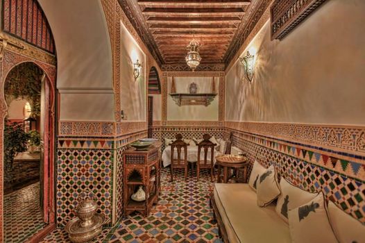 Riad Kaiss By Anika