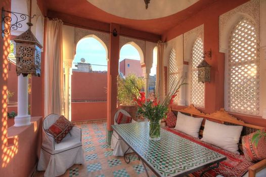 Riad Kaiss By Anika