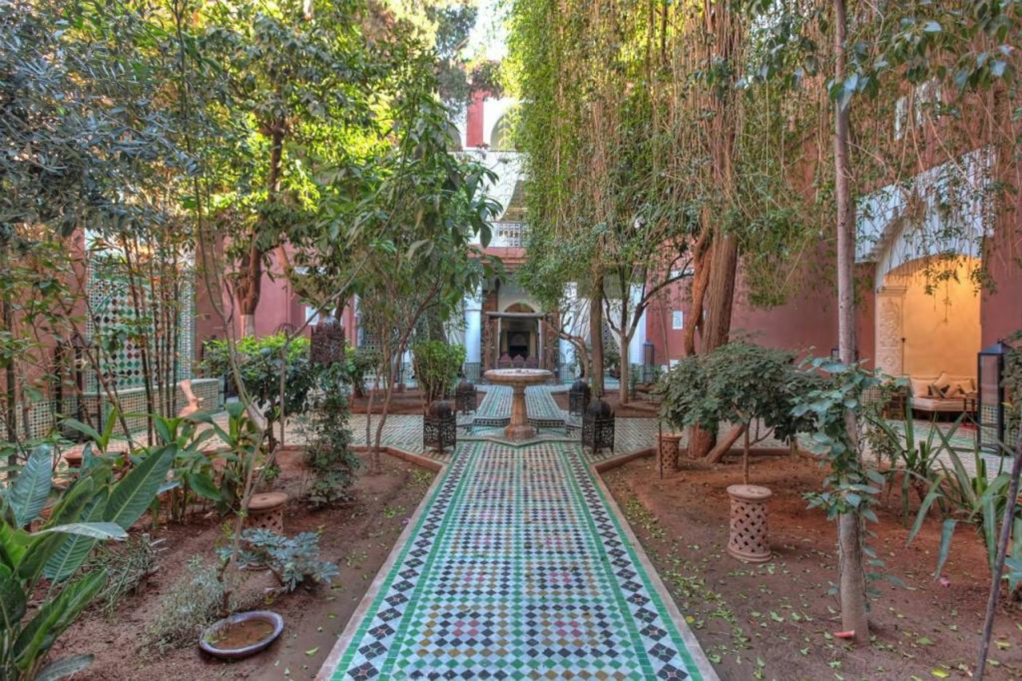 Riad Kaiss By Anika