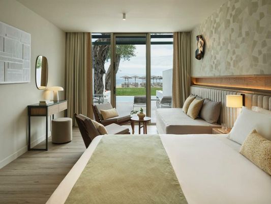 Kontokali Bay Resort & Spa