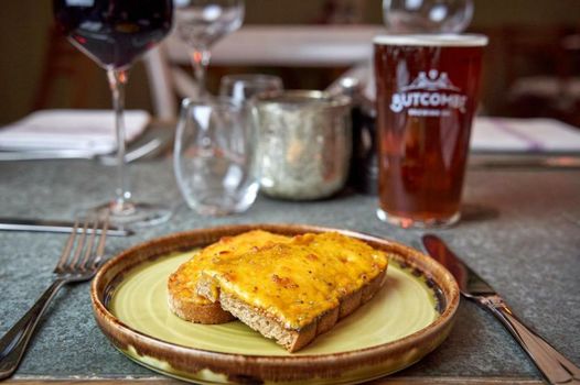 The Horse And Groom Inn