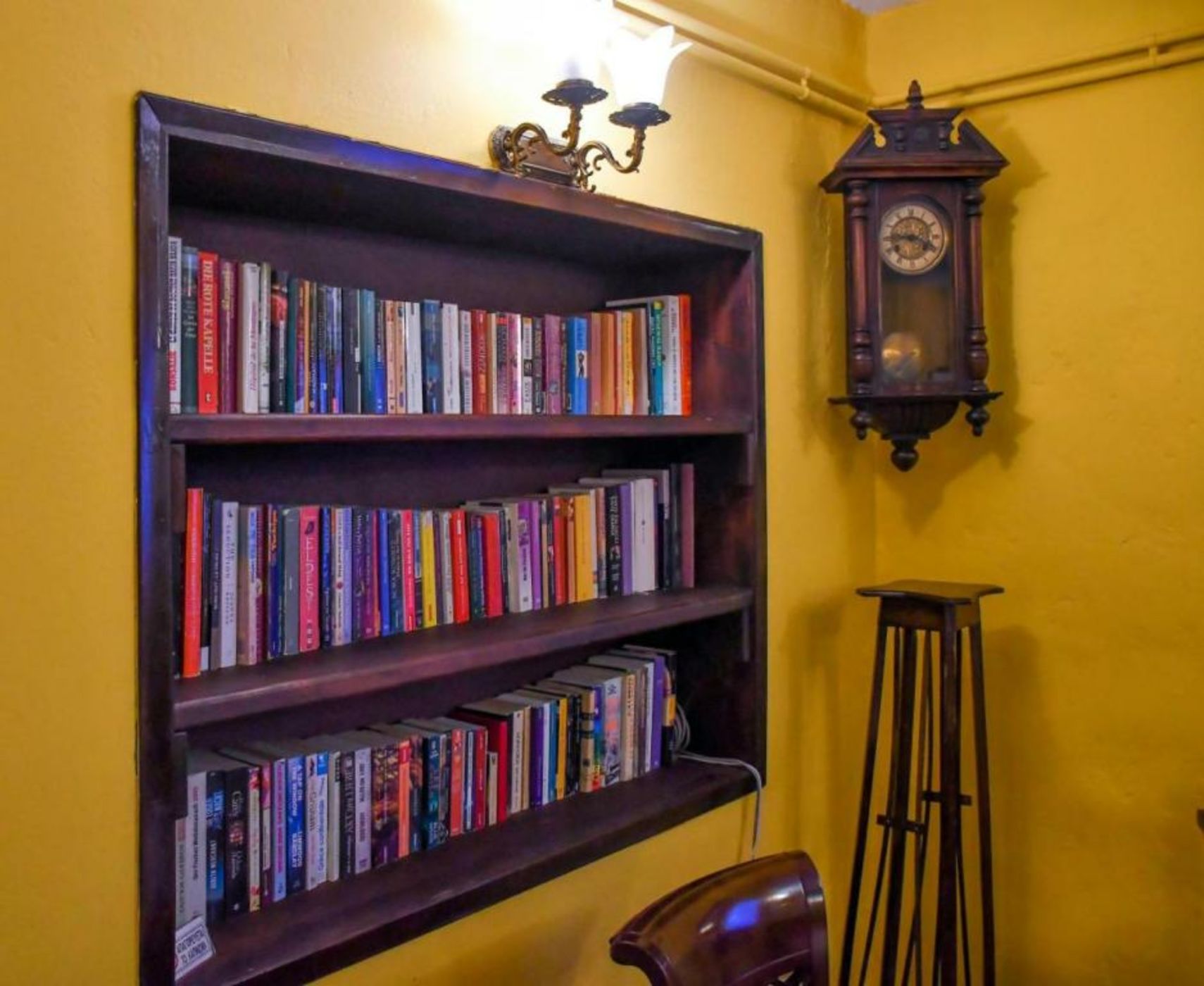 Byron Traditional Hotel