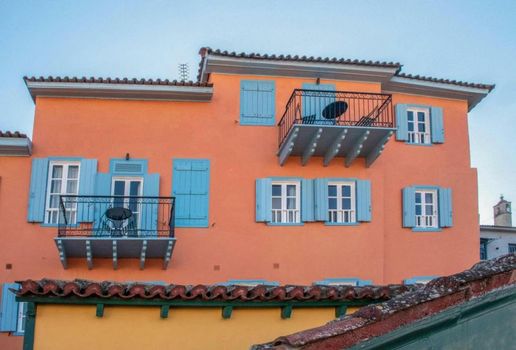 Byron Traditional Hotel