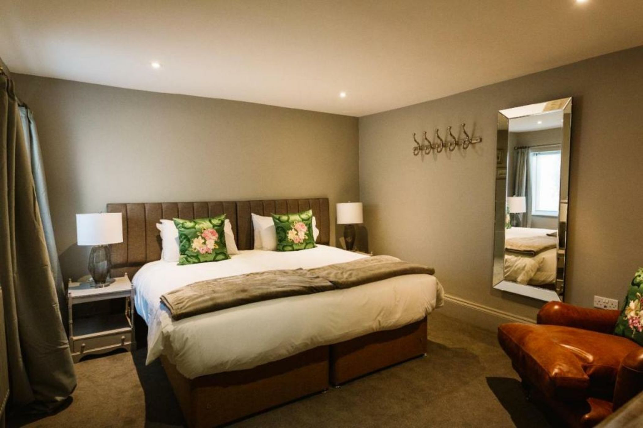Bampton Townhouse