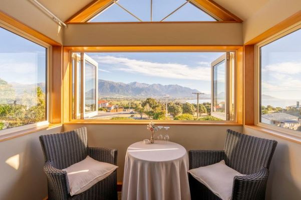 Nikau Lodge