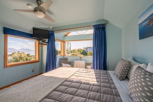 Nikau Lodge