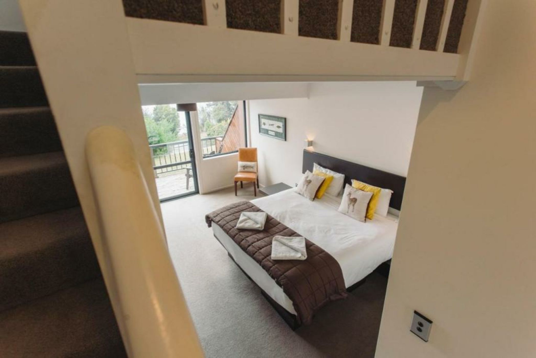 Hawea Hotel