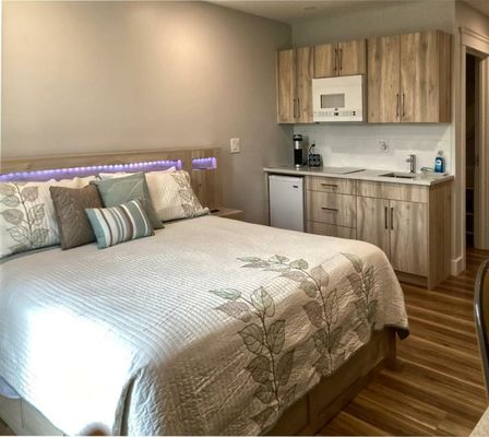 Lunenburg Arms Hotel