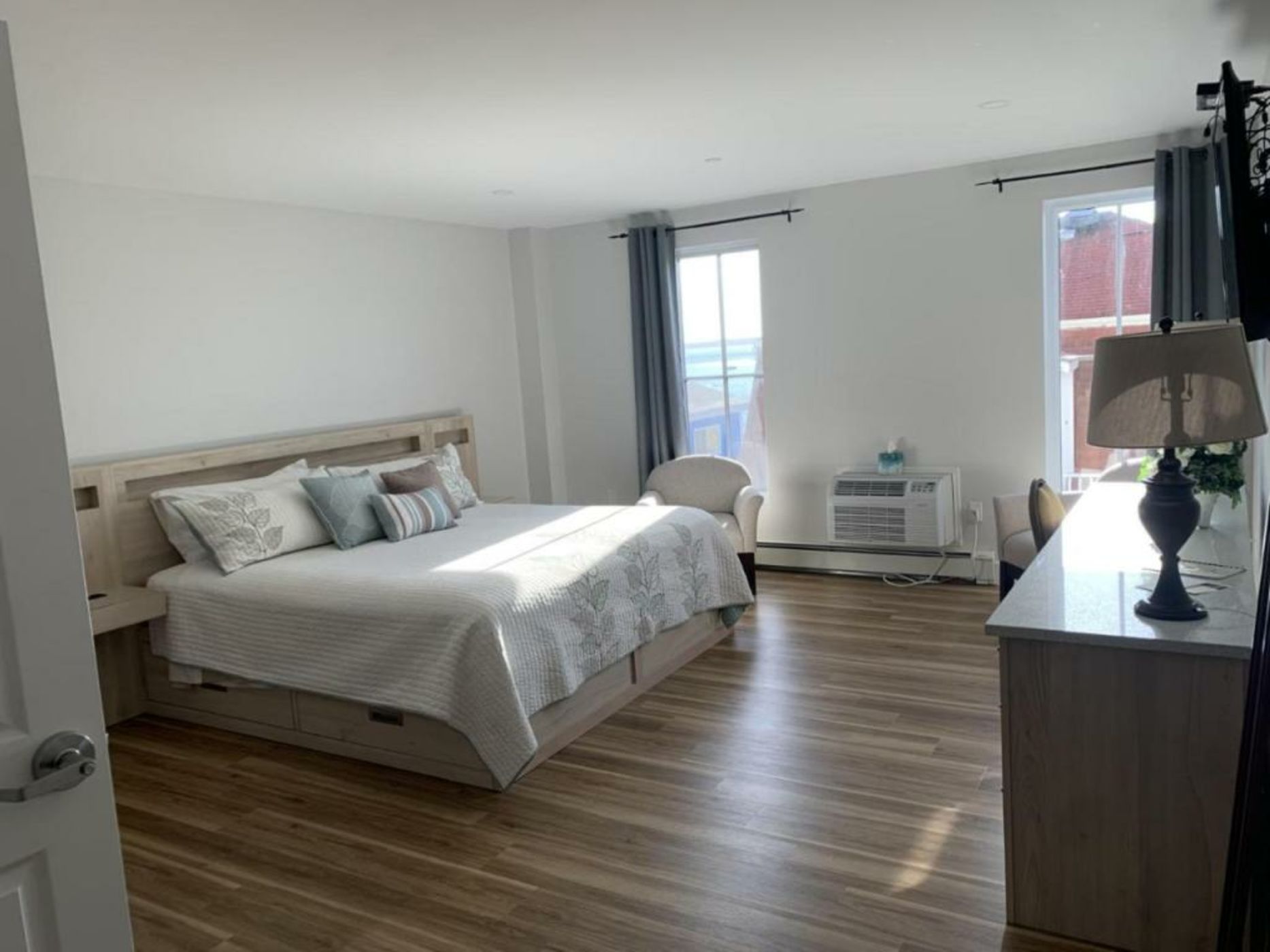 Lunenburg Arms Hotel