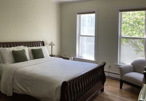 Lunenburg Arms Hotel