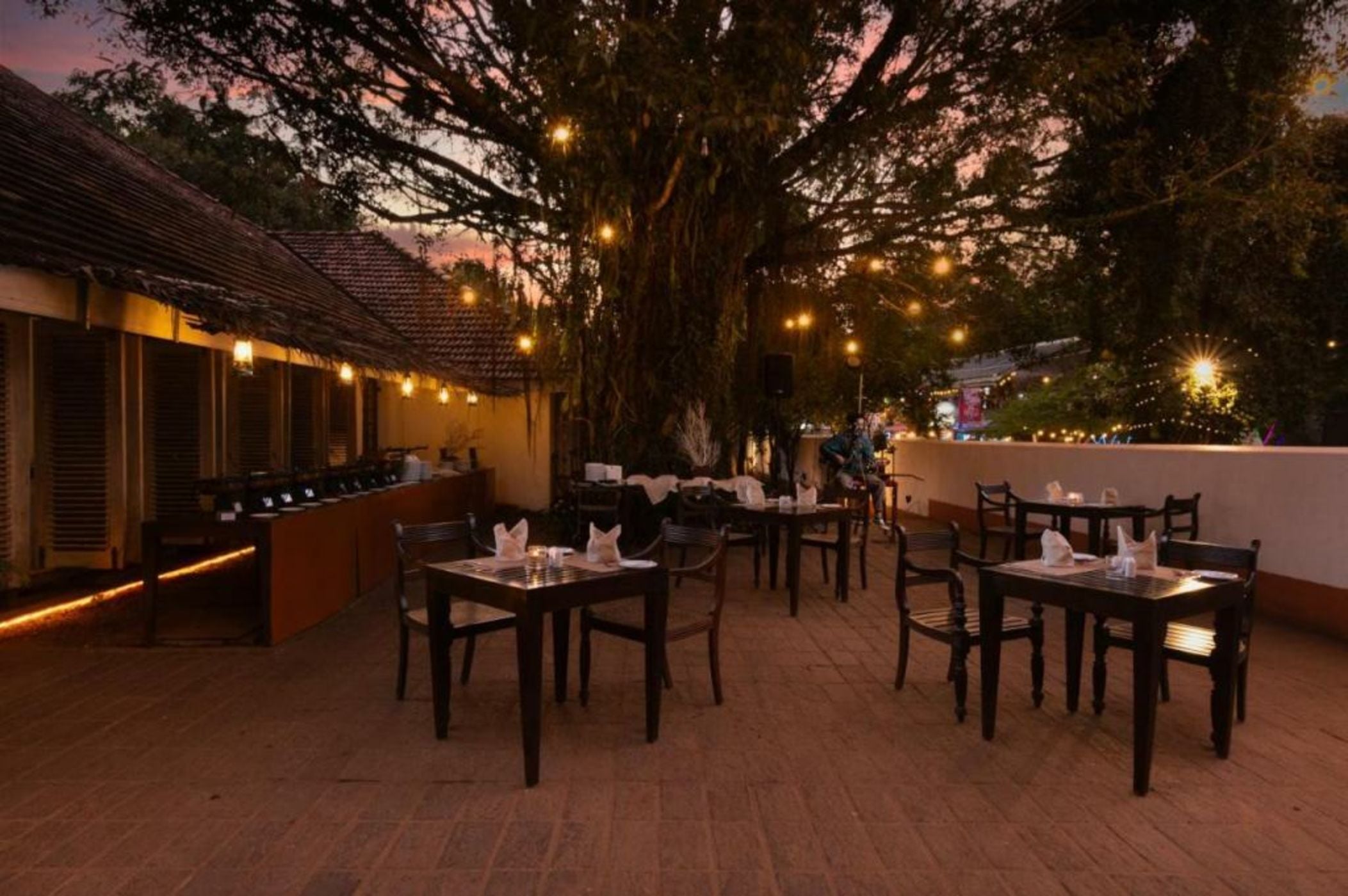 EKHO Sigiriya - 700 meters to Sigiriya Rock