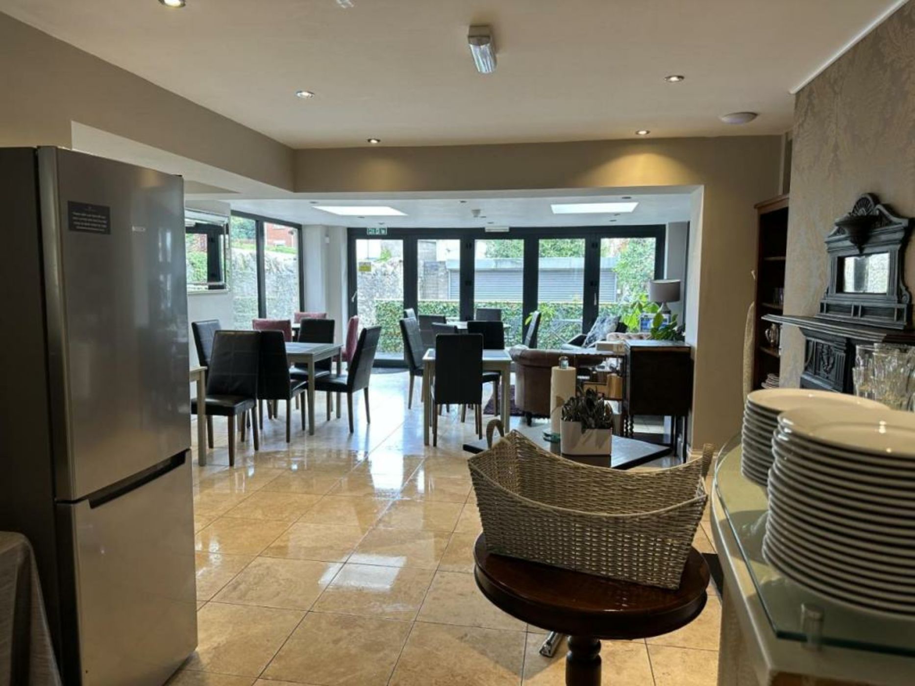 Number One Hundred Bed And Breakfast