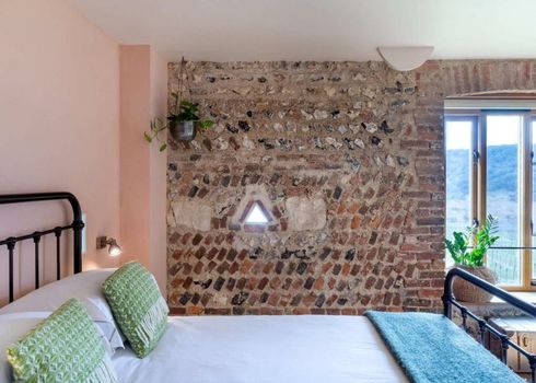 Flint Barns, Rathfinny Wine Estate