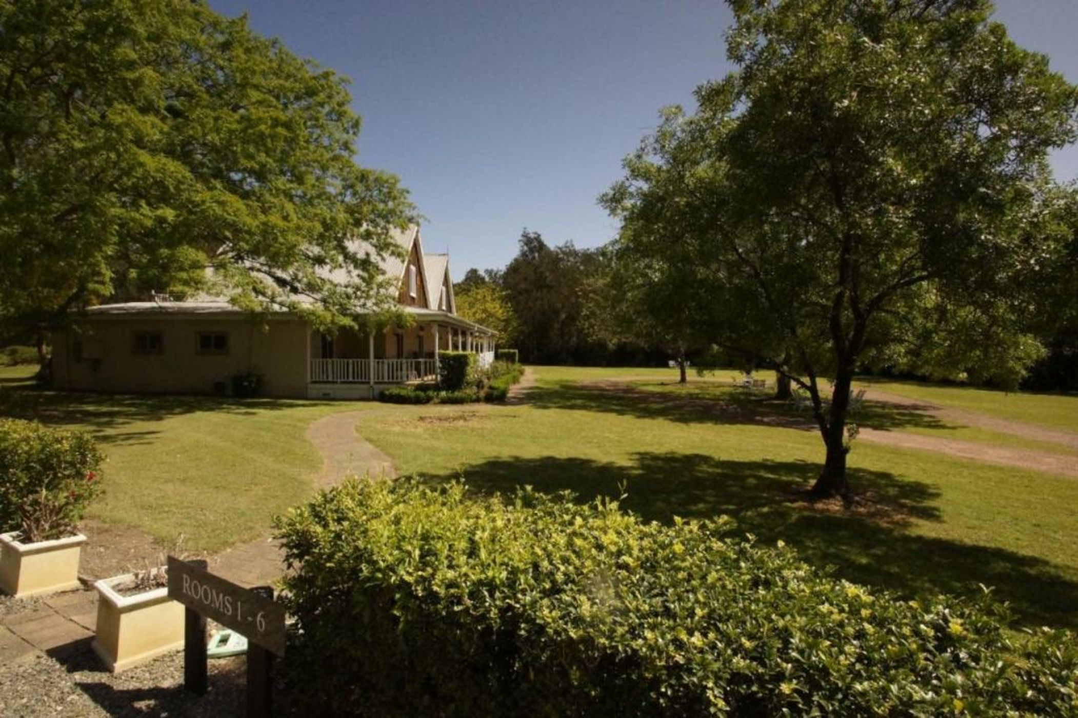 The Carriages Boutique Hotel and Vineyard