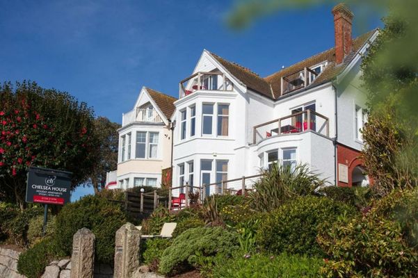 Chelsea House Holiday Apartments