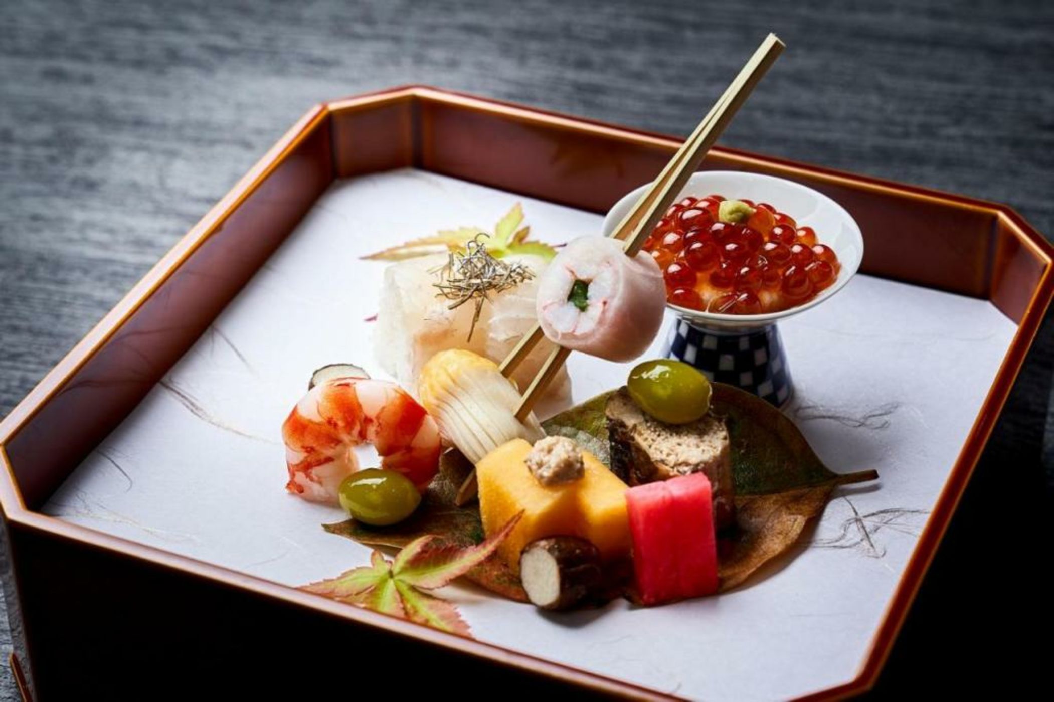 Ryokan Asukasou at the entrancne of Nara park