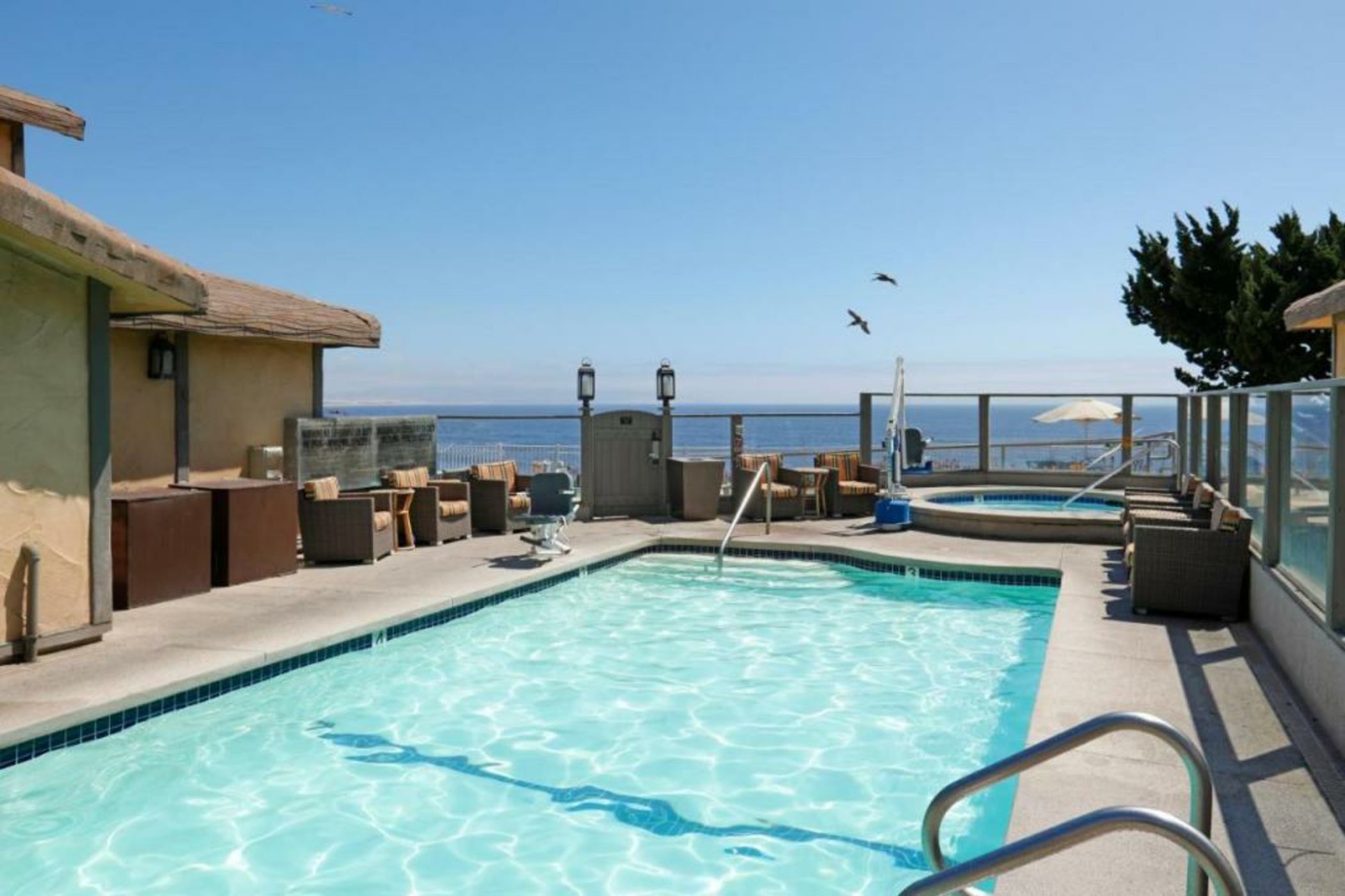 Cottage Inn by the Sea