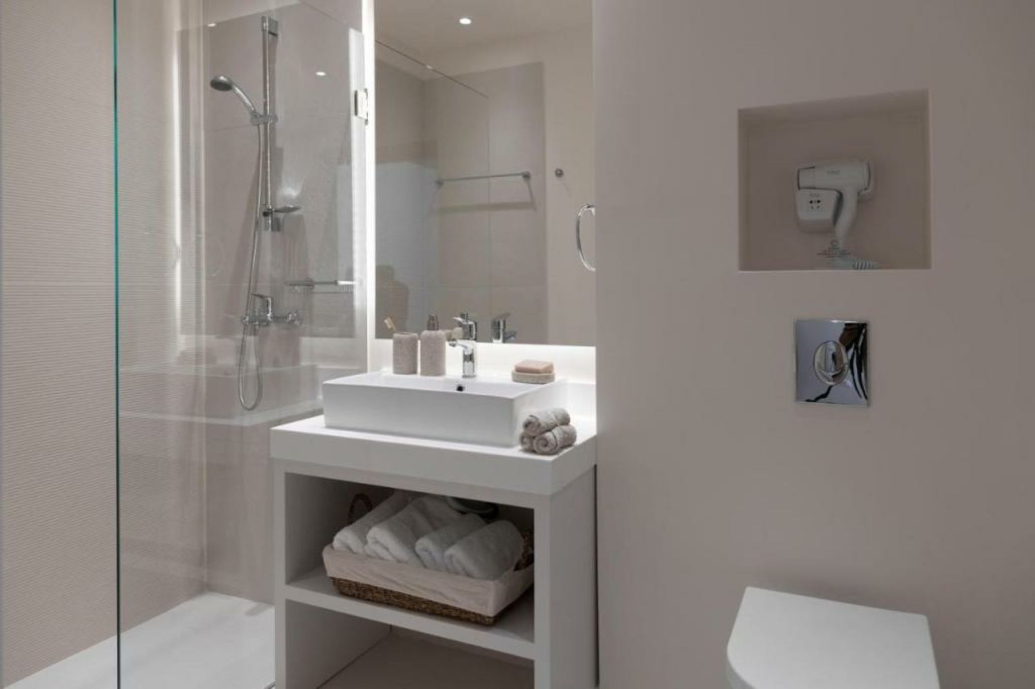 Gallery Suites & Residences Piraeus
