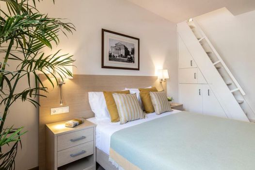 Gallery Suites & Residences Piraeus