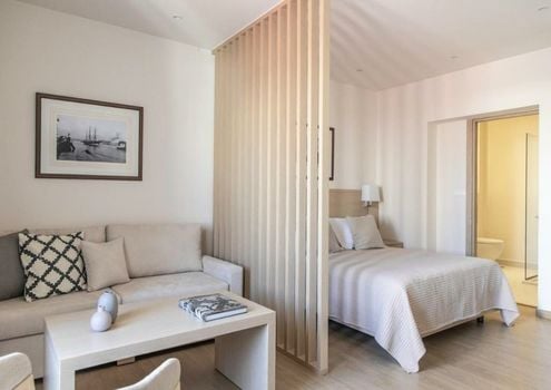 Gallery Suites & Residences Piraeus