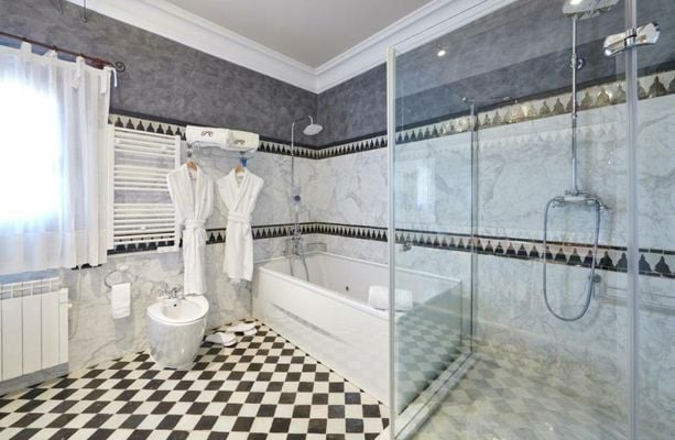 Hotel Pago De Cirsus