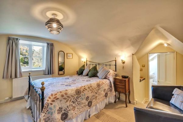 Tyddyn Llan Restaurant with Rooms