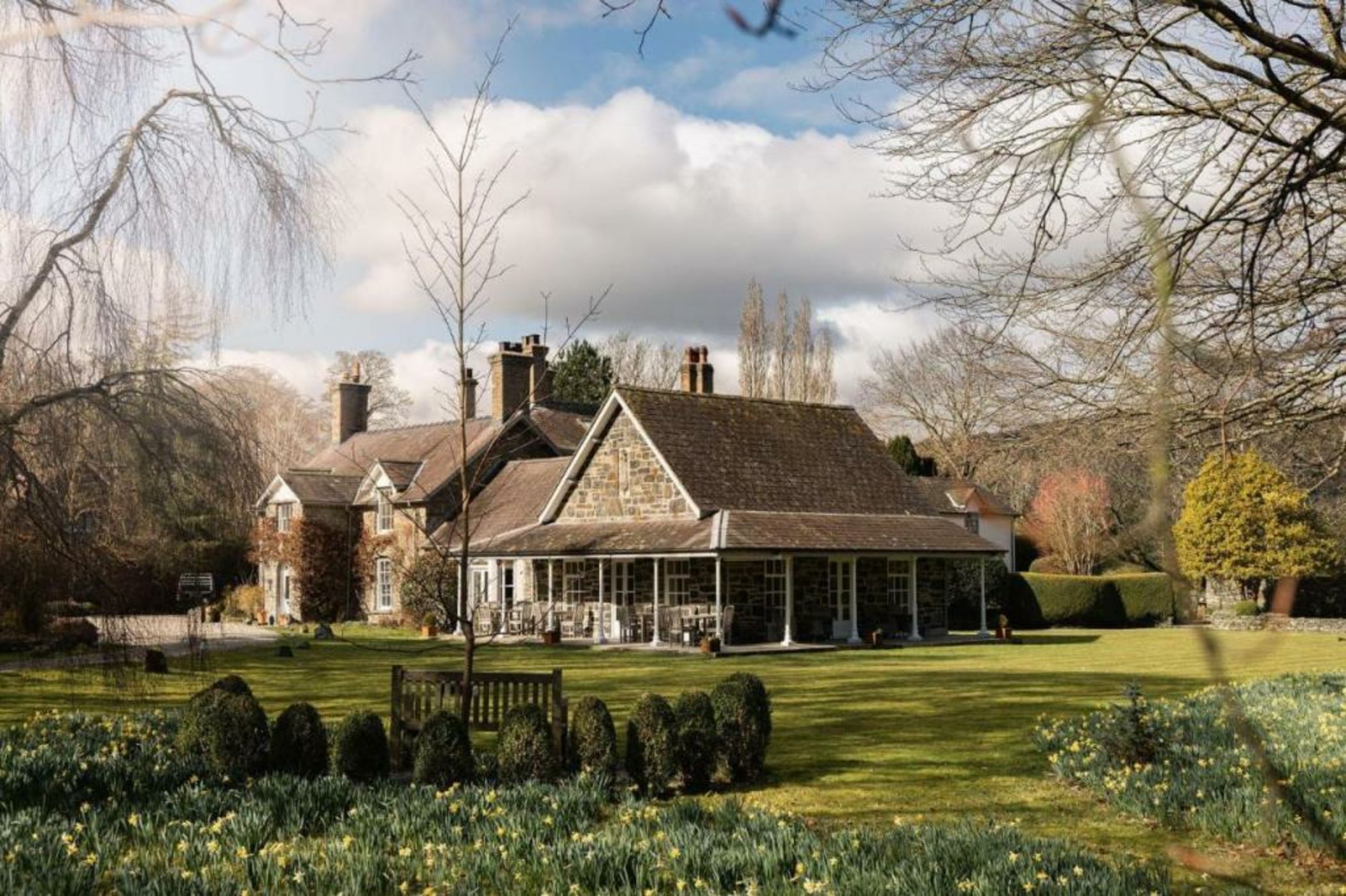 Tyddyn Llan Restaurant with Rooms