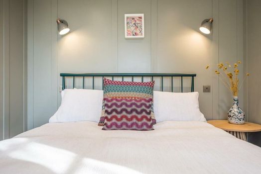 Toad Hall Lodges - Luxury Glamping Lodges Near Southwold!