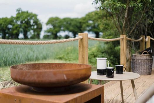 Toad Hall Lodges - Luxury Glamping Lodges Near Southwold!