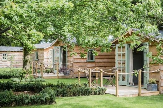 Toad Hall Lodges - Luxury Glamping Lodges Near Southwold!