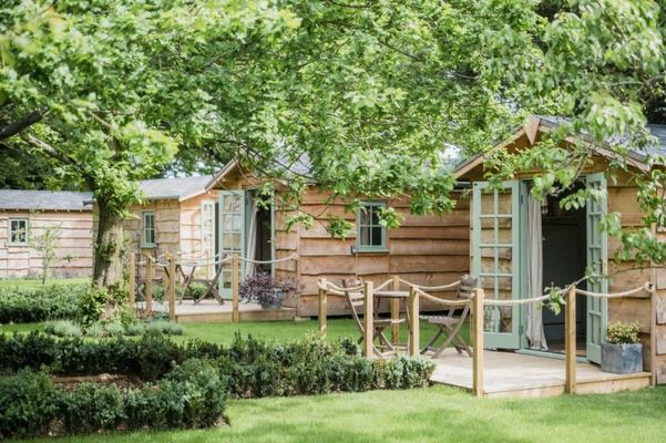 Toad Hall Lodges - Luxury Glamping Lodges Near Southwold!