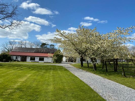 Jabajak Vineyard Restaurant & Rooms