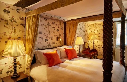 Ockenden Manor Hotel & Spa