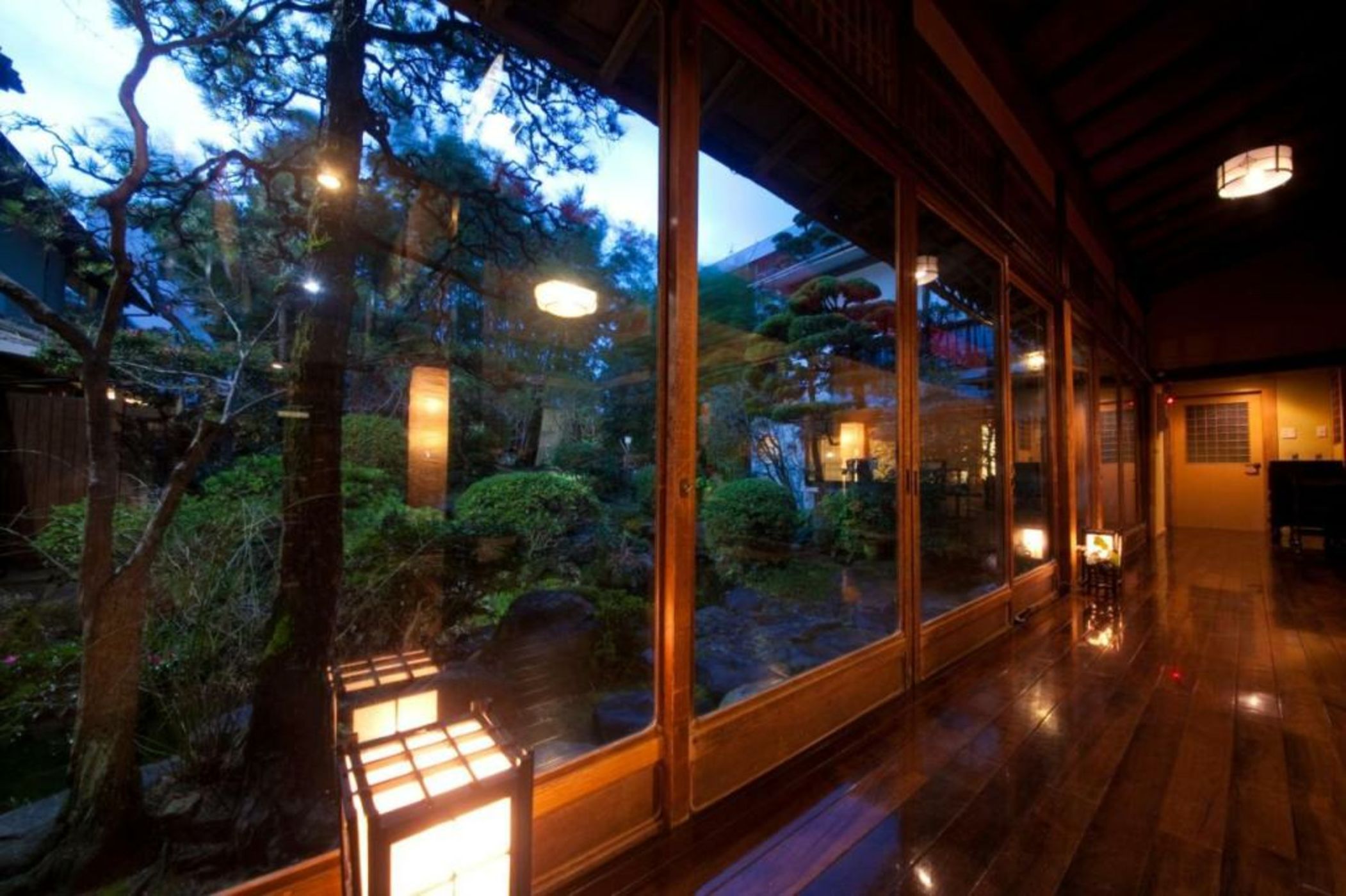 Ryokan Sennari (13 years or older)