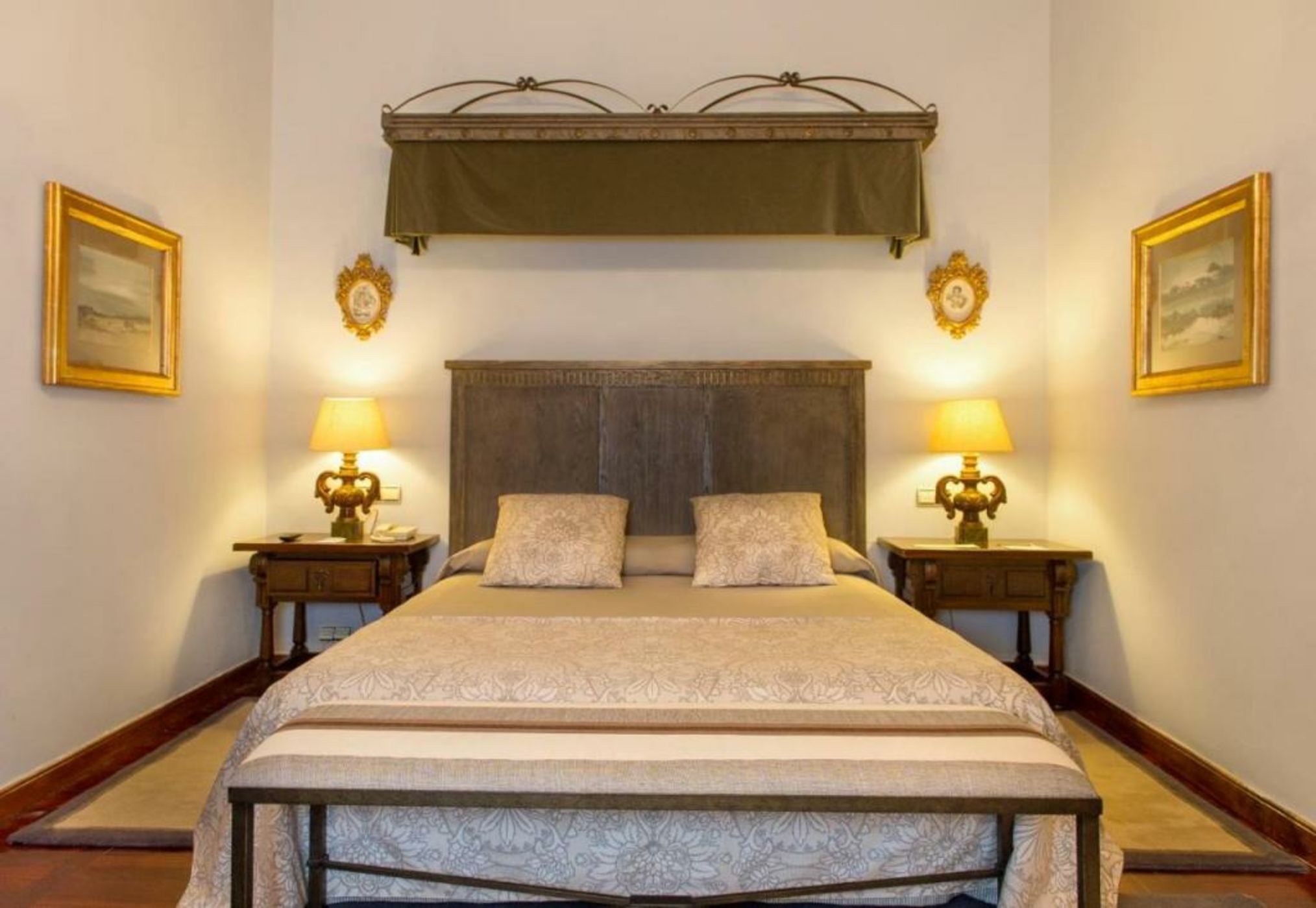 Parador de Santiago - Hostal Reis Catolicos