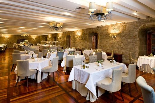 Parador de Santiago - Hostal Reis Catolicos
