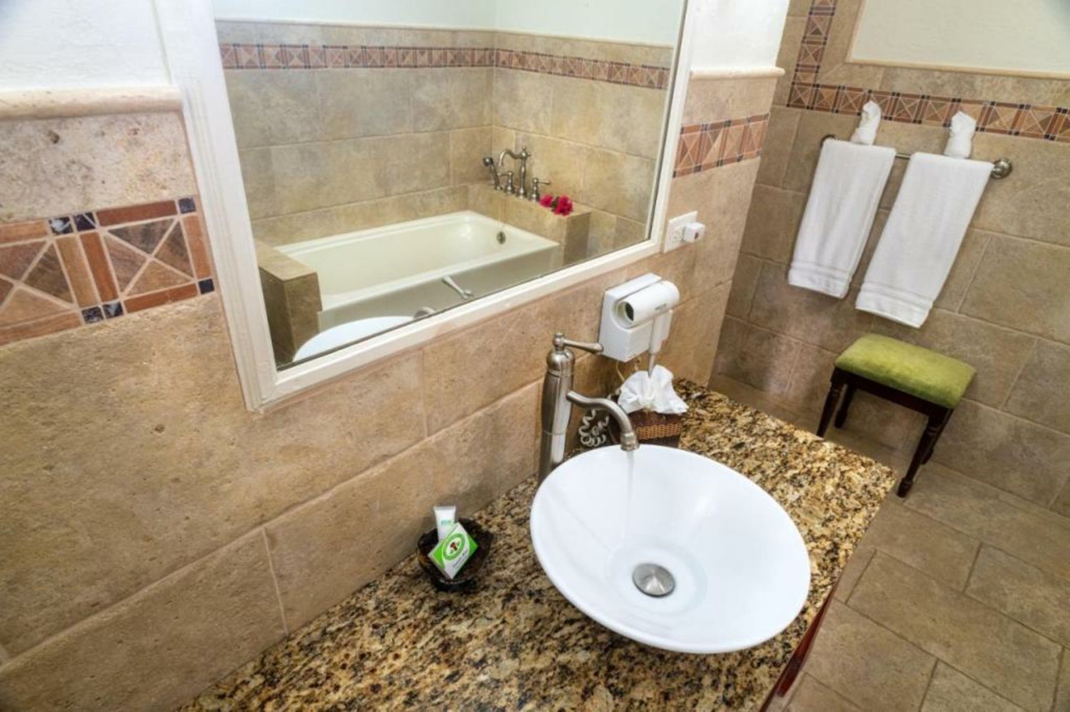 Rosalie Bay Eco Resort & Spa