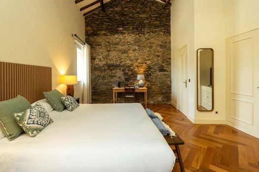 The Manor House Celeirós