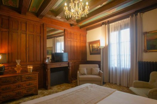 Hôtel Spa - Au Charme Rabelaisien