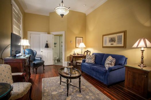 The Marshall House, Historic Inns of Savannah Collection