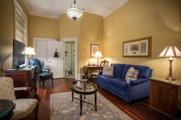 The Marshall House, Historic Inns of Savannah Collection