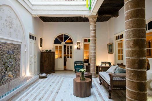 Riad Emotion