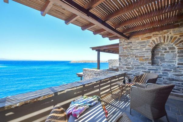 KEOS by the sea